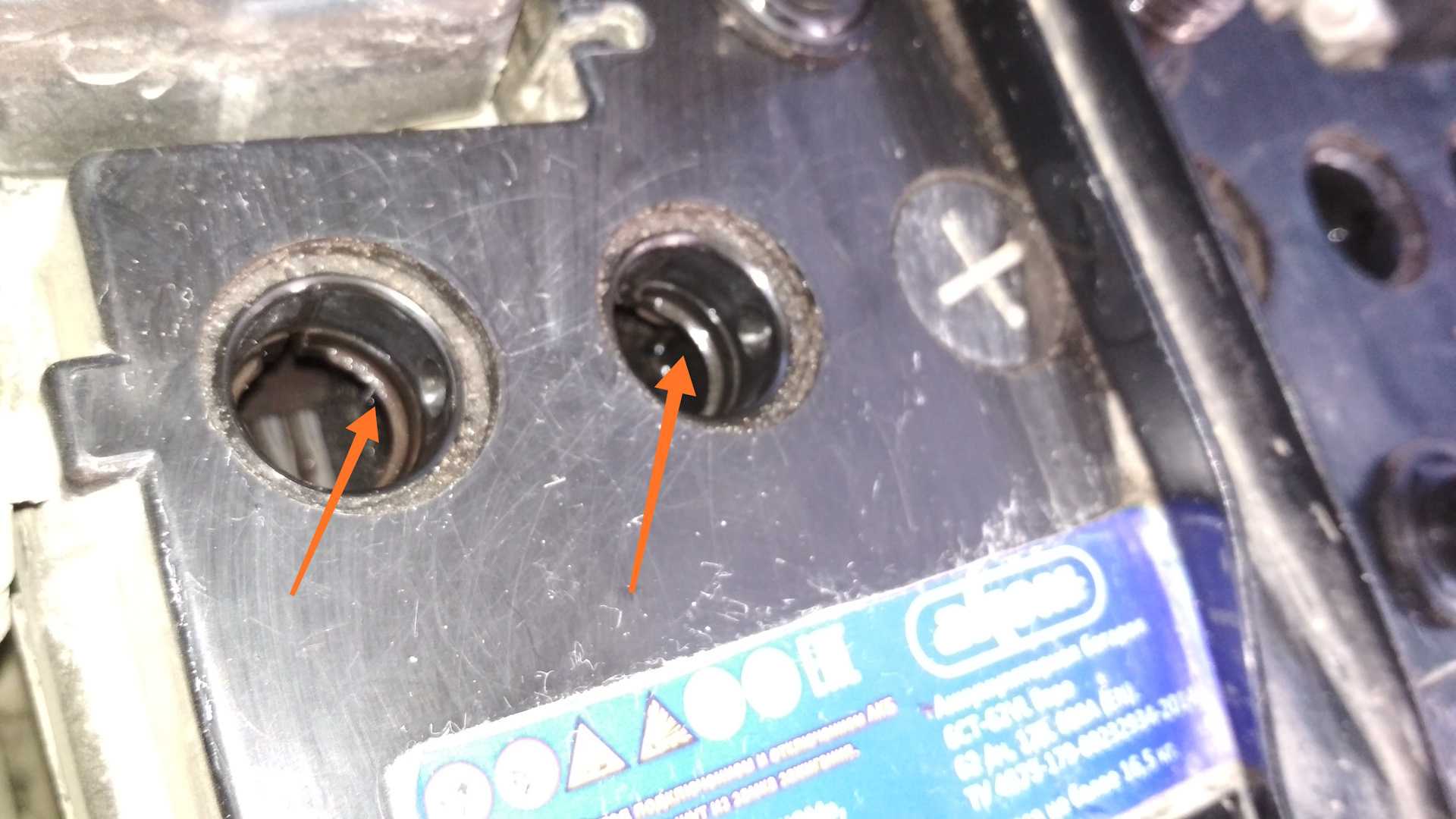 Сколько надо электролита в 190 аккумулятор автомобильный - uznaiotvetut.ru