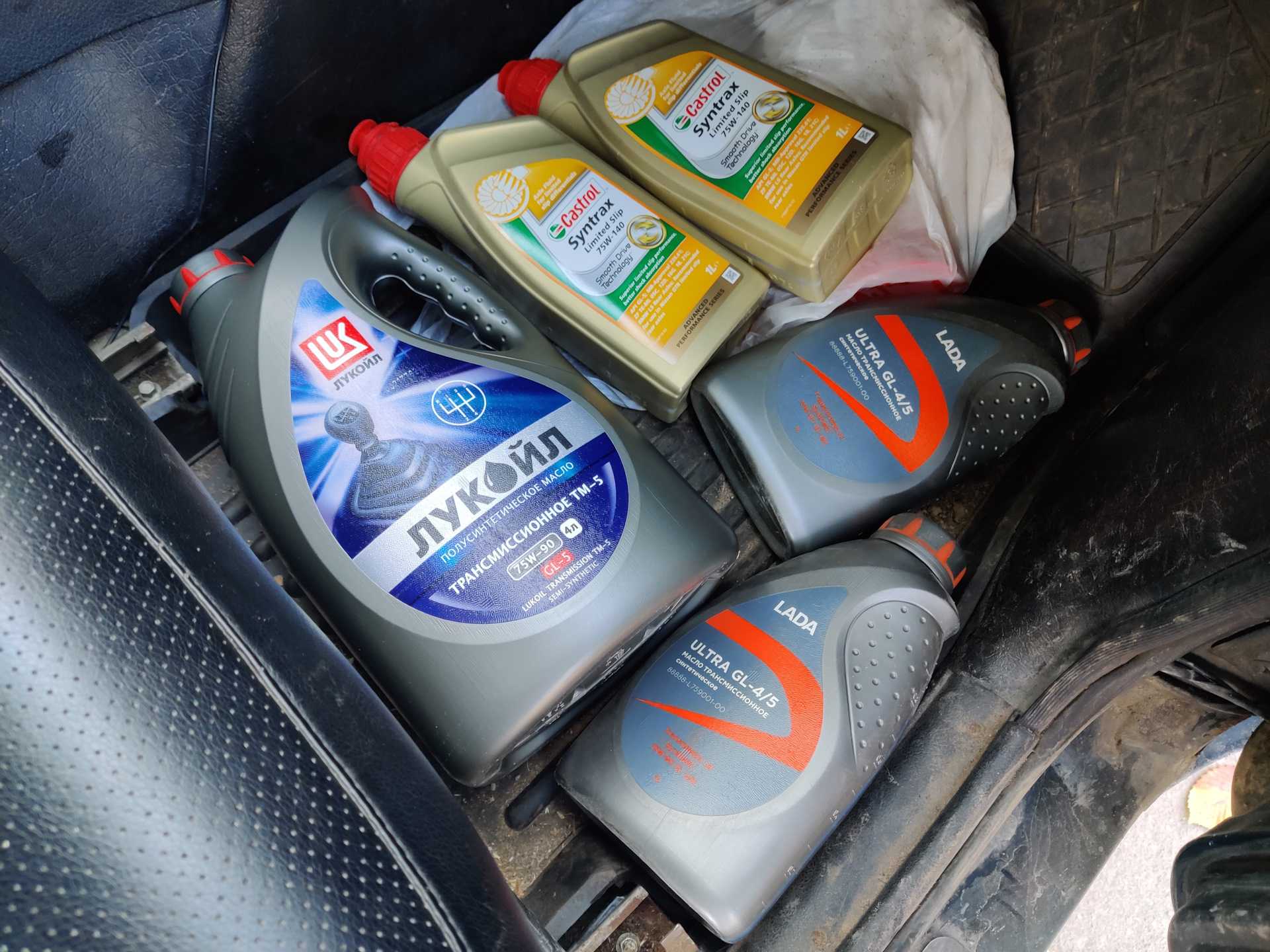 Загорелась лампочка бензина сколько можно еще проехать