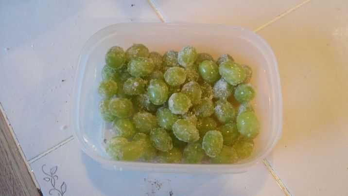 Можно ли замораживать виноградный сок. можно ли заморозить виноград в морозилке? какой виноград лучше замораживать