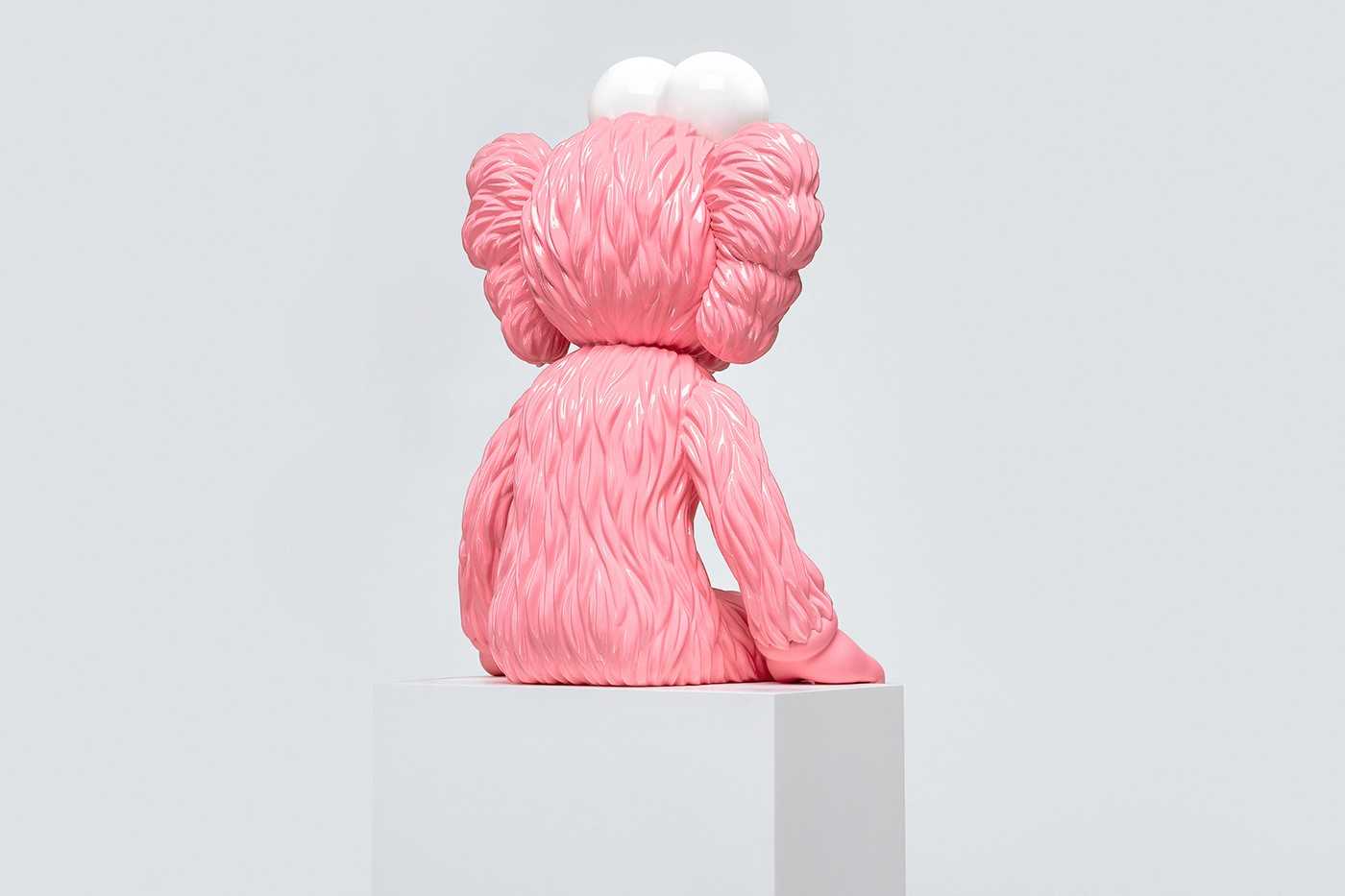 Kaws игрушка что она значит