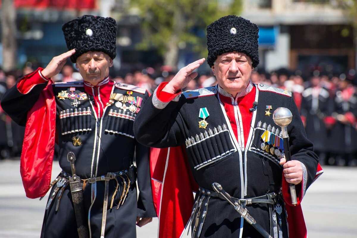 Казаки — происхождение народа, где и как живут, традиции, одежда, кухня